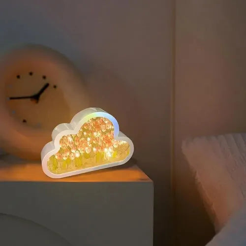 Lámpara De Nube Blanca Tulipanes Decoración Espejo Adorno Blanco